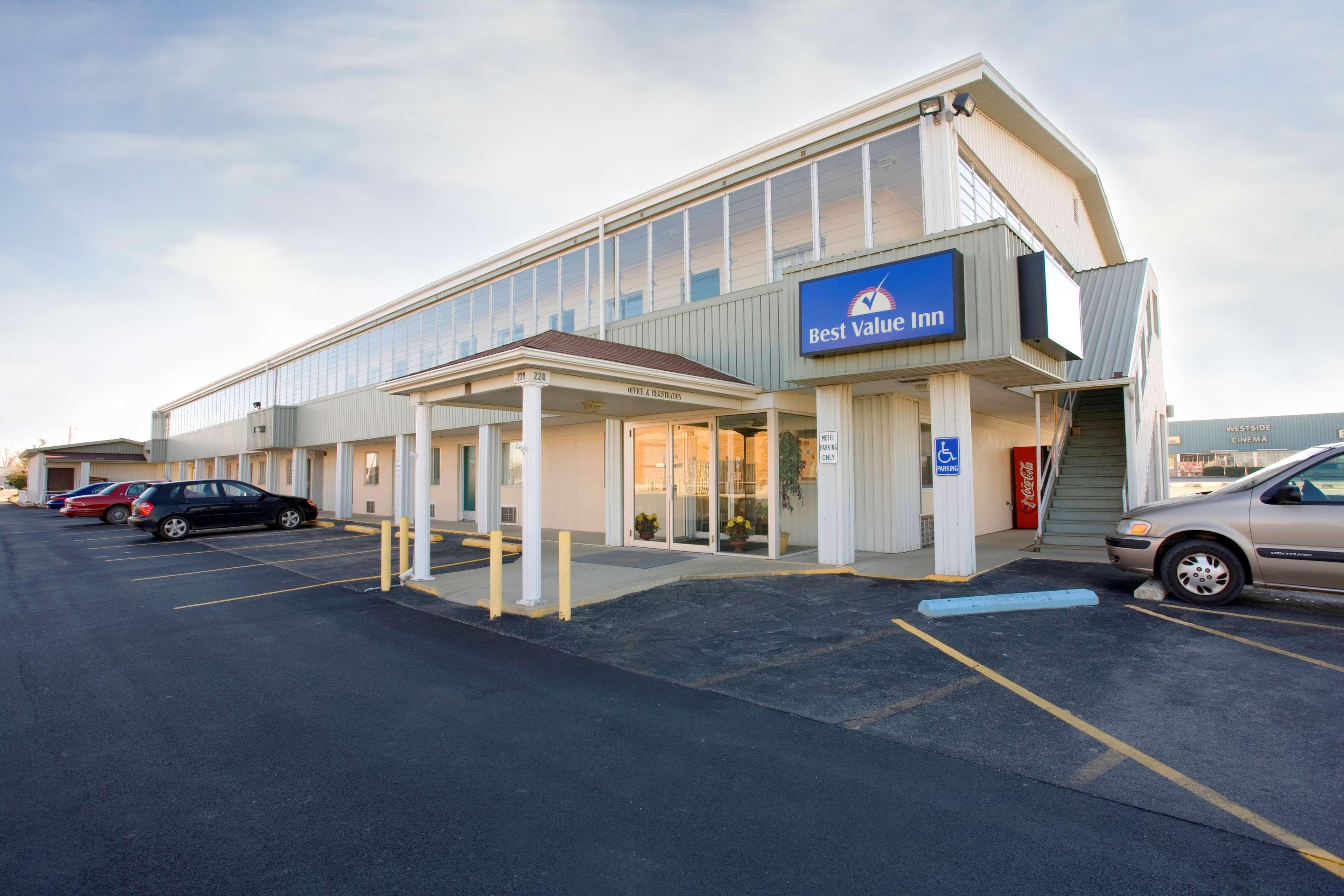 America'S Best Value Inn Litchfield Extérieur photo