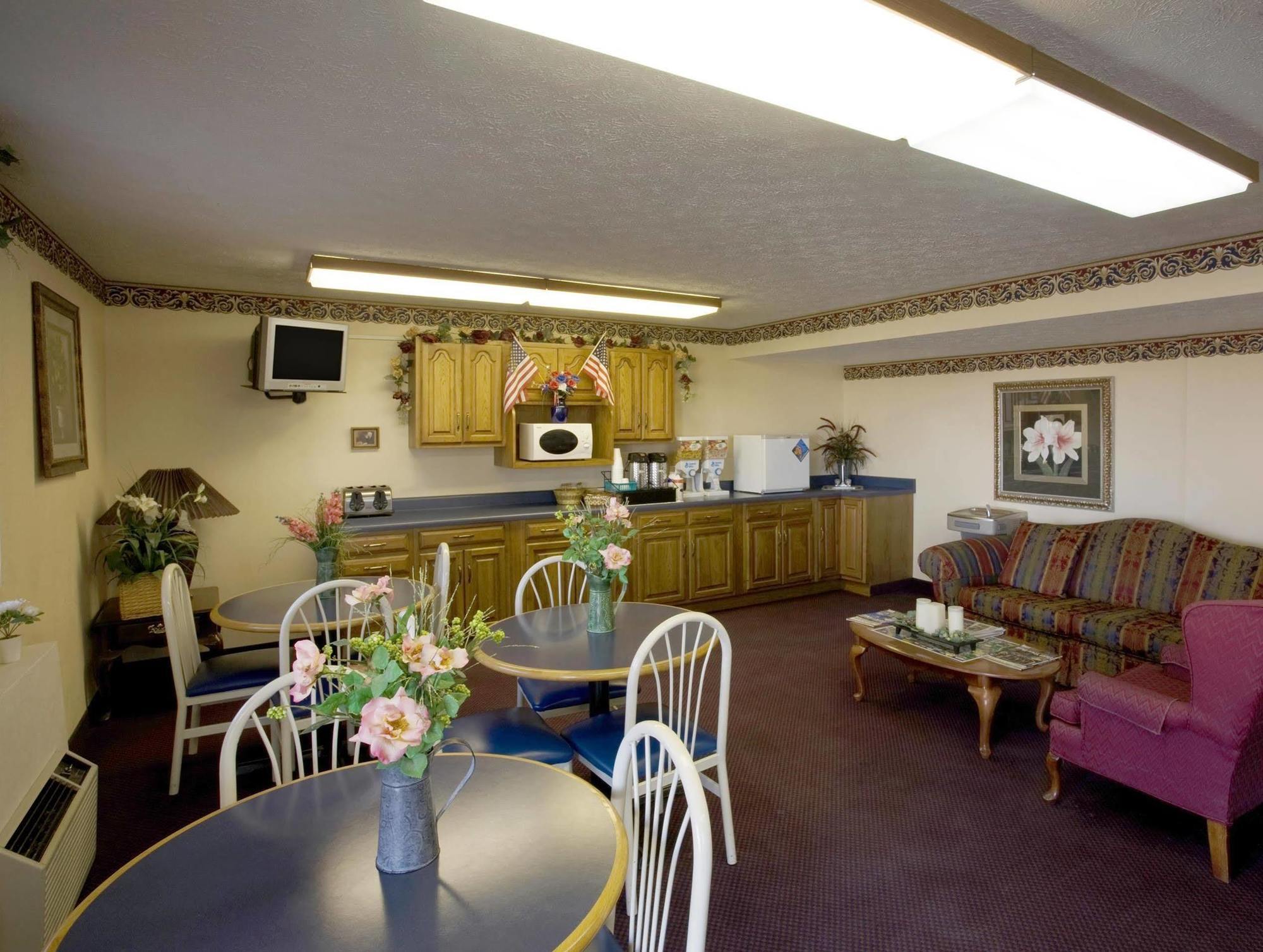 America'S Best Value Inn Litchfield Extérieur photo